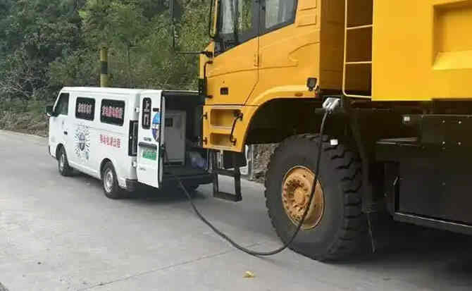 华安新能源车充电搭电